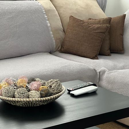Lovely 2-Bedroom Apartment Atina Dış mekan fotoğraf