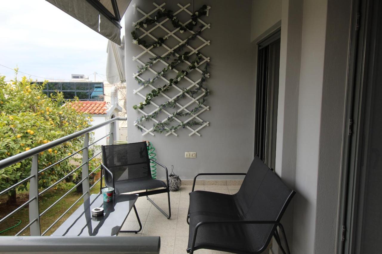 Lovely 2-Bedroom Apartment Atina Dış mekan fotoğraf